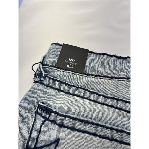 True Religion Ricky Super T Fray Relaxed Straight Shorts Men SZ 32 Light Demin - Picture 10 of 11